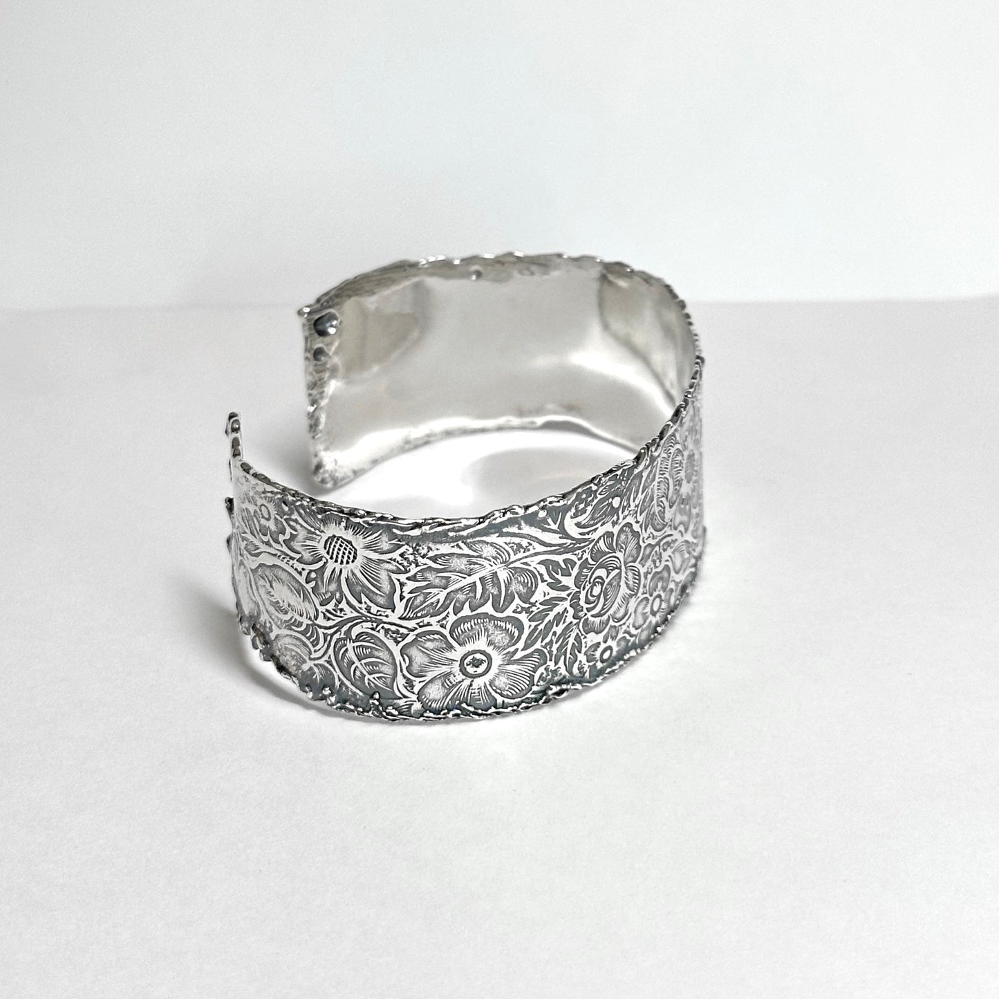 Silver Cuff Bracelet with Vintage Flower Pattern
