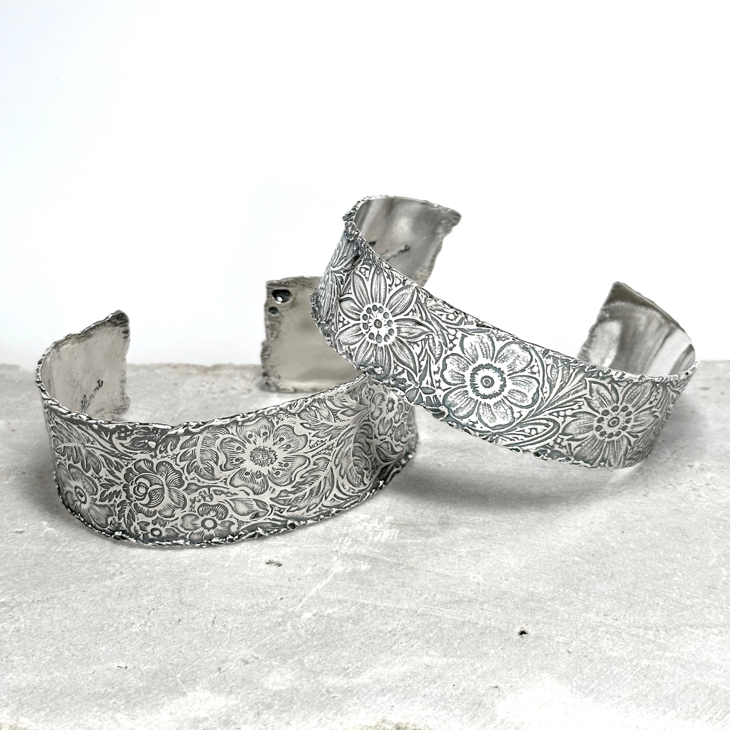 Silver Cuff Bracelet with Vintage Flower Pattern